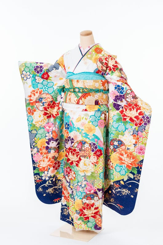 【商品番号　F-00022】牡丹に七宝雪輪